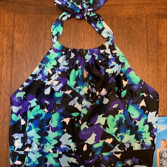 Speedo | high neck swimsuit - Picture 3 of 9